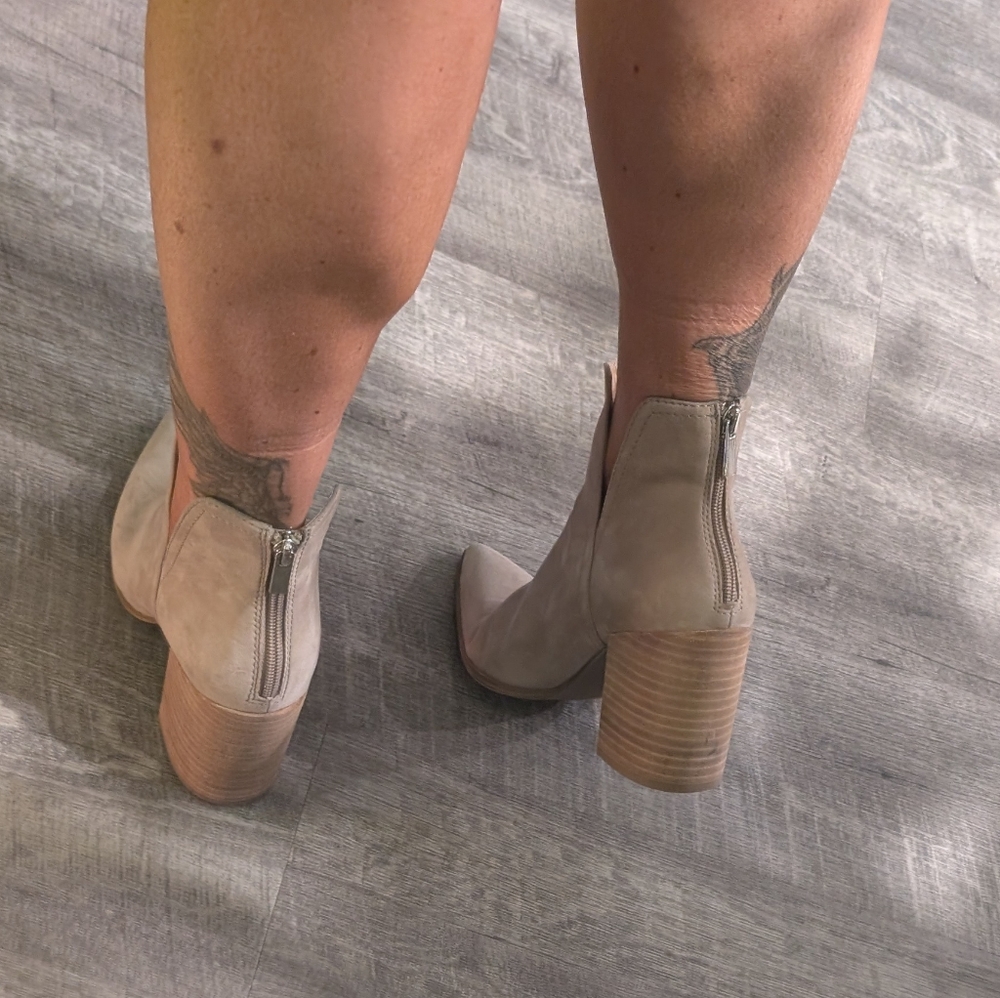 Steve Madden Taupe Suede Ankle Booties - Picture 4 of 7